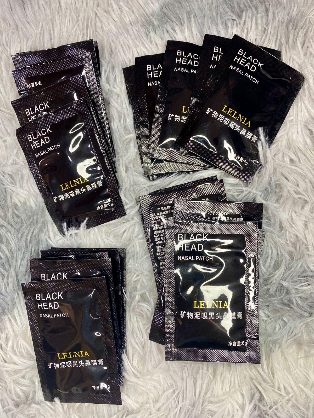 MASCARILLA PUNTOS NEGROS