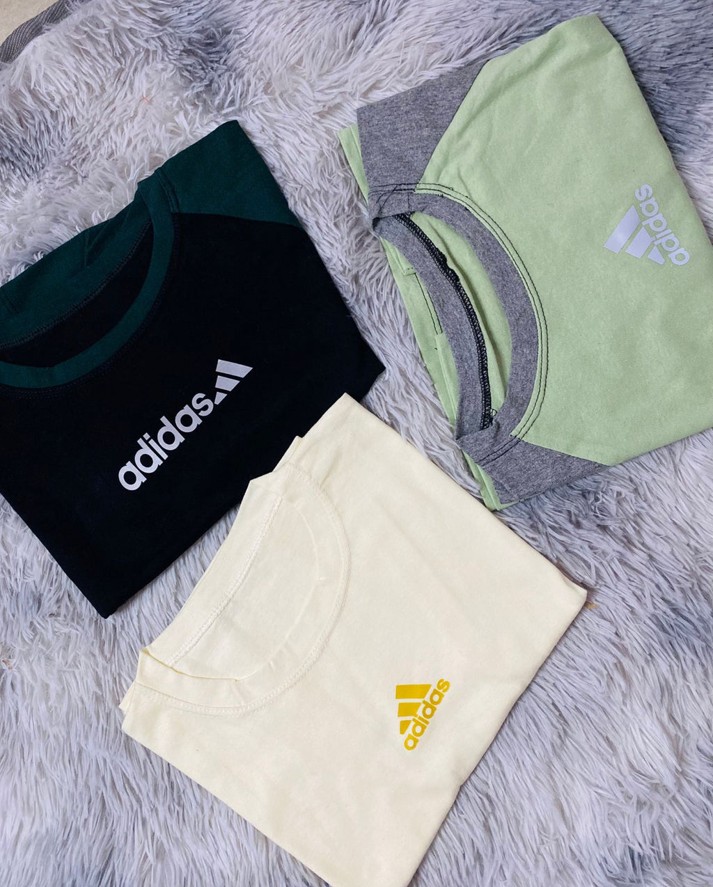 REMERAS CORTAS DE MUJER