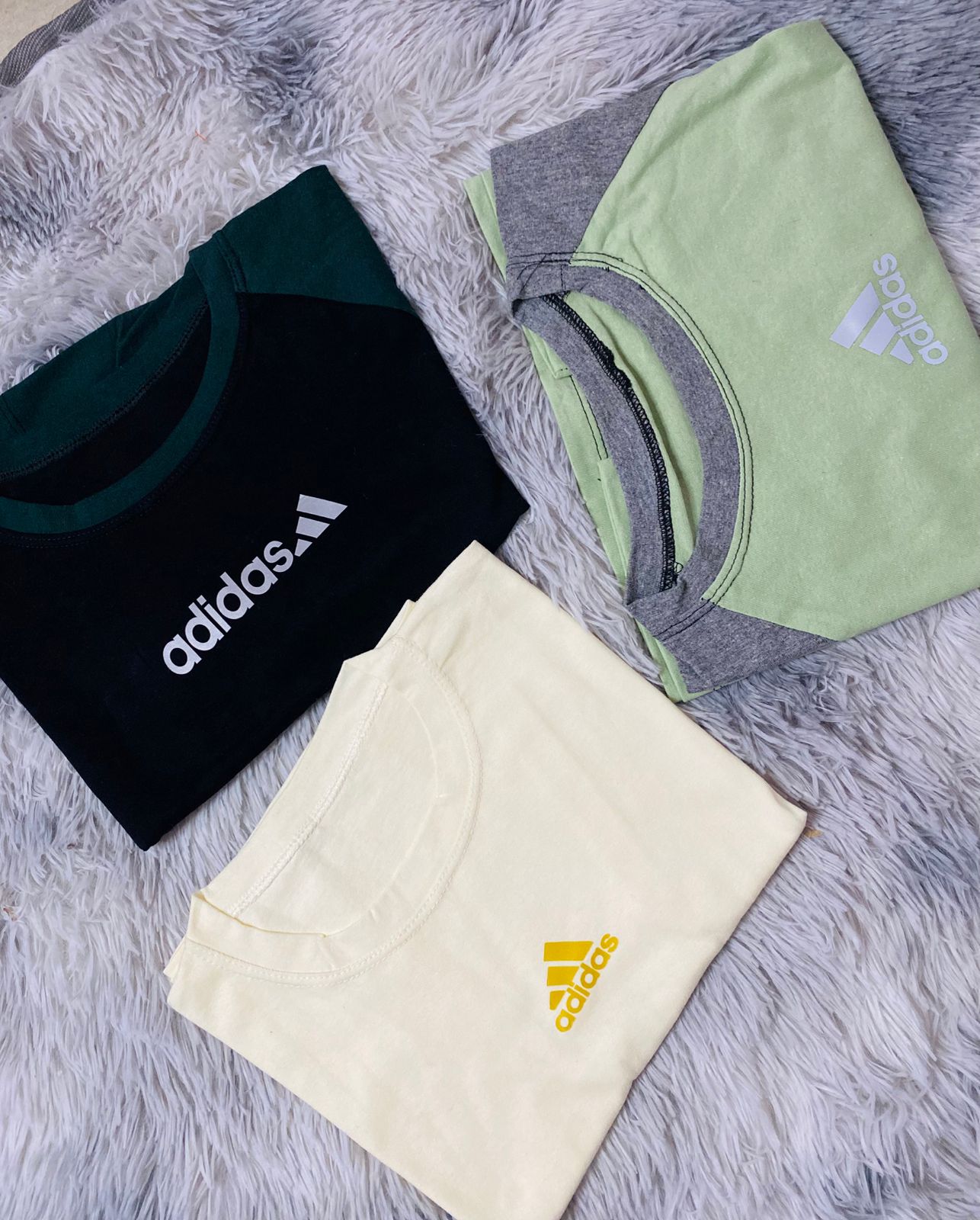 REMERAS CORTAS DE MUJER